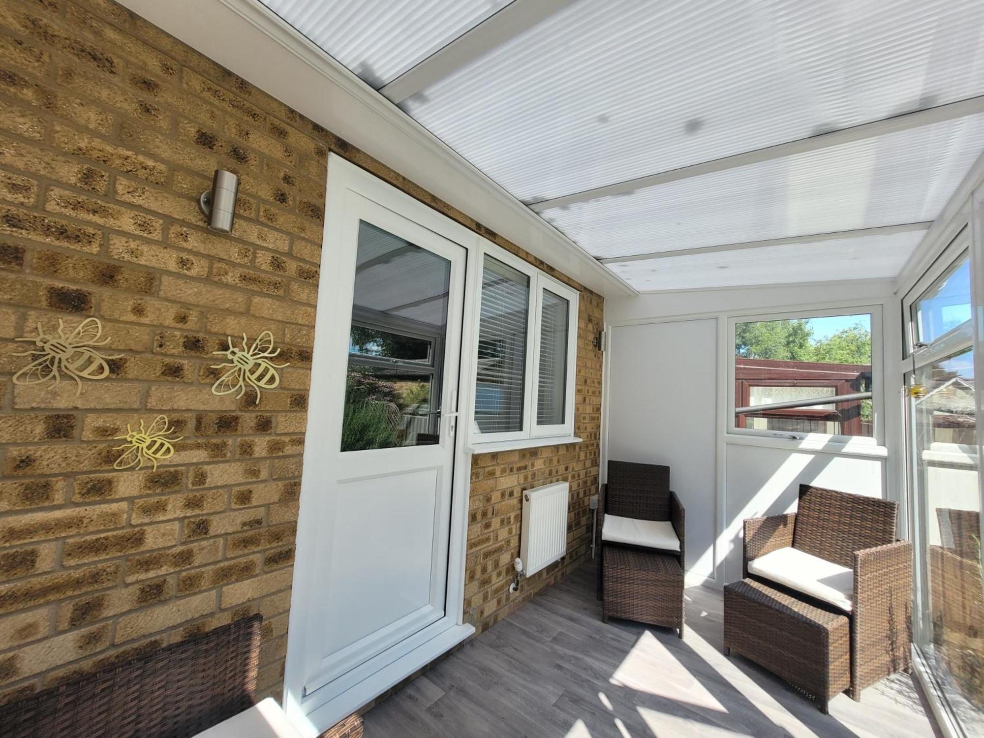 Bumblebee Bungalow - With Separate Office And Gaming Space By Catchpole Stays Κόλτσεστερ Εξωτερικό φωτογραφία